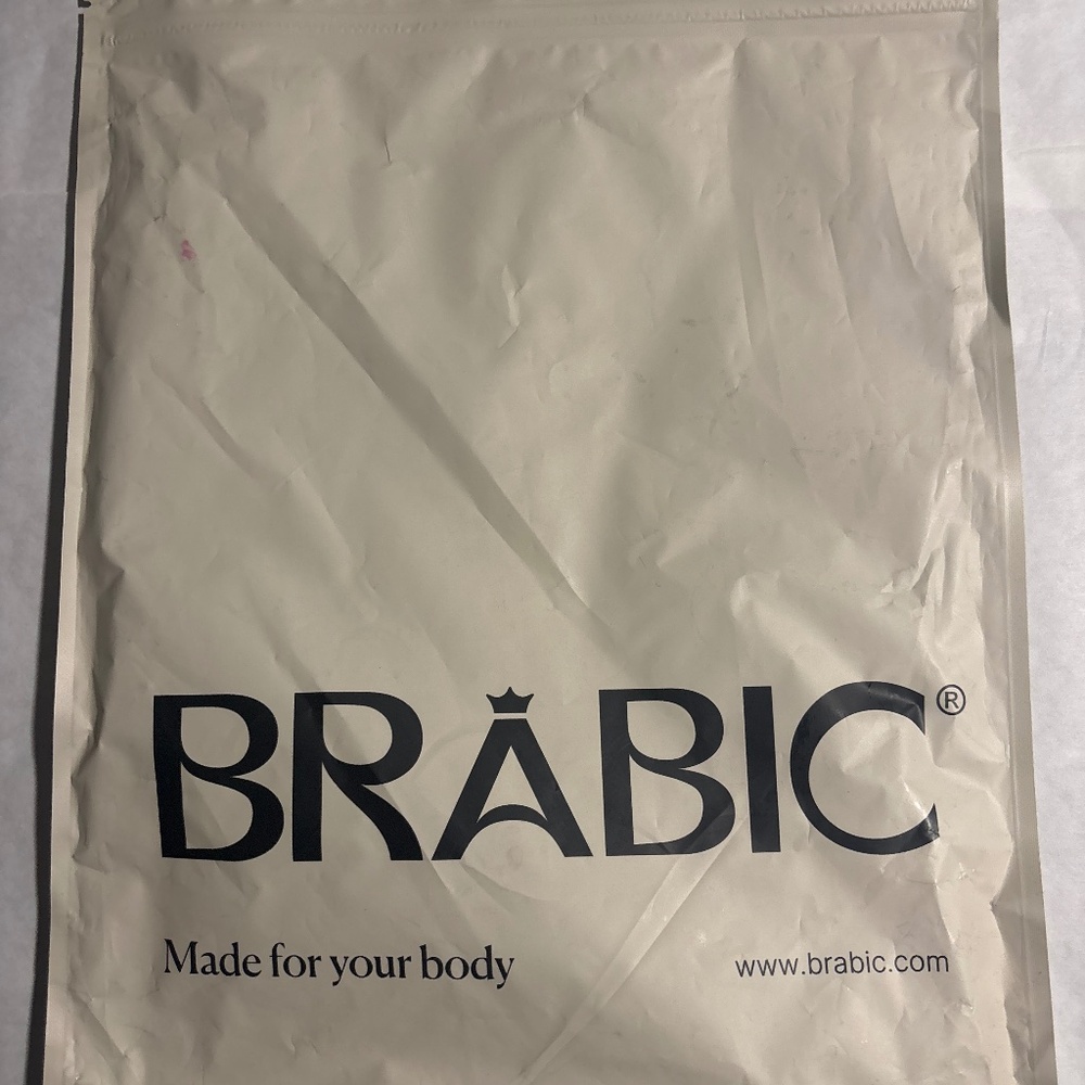 Brabic Anti- Roll Steel Boned Waist Trainer for Hourglass Figure All Day Wear